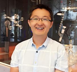 Portrait of Prof. Jian Wang, guest speaker