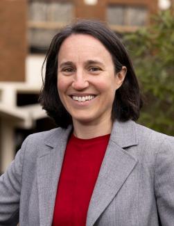 Dr. Melanie Reber